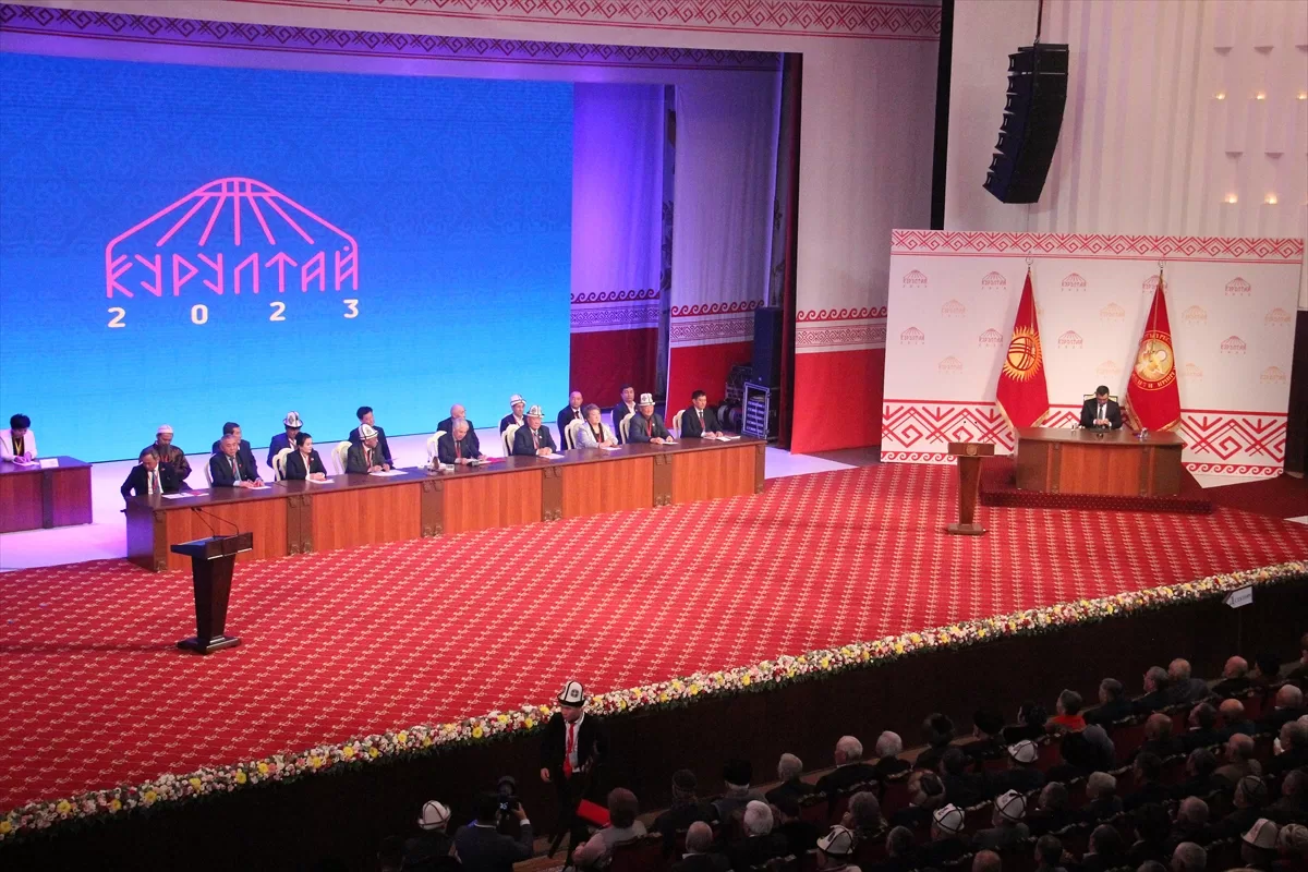 Kırgızistan'da 2. Halk Kurultayı toplandı