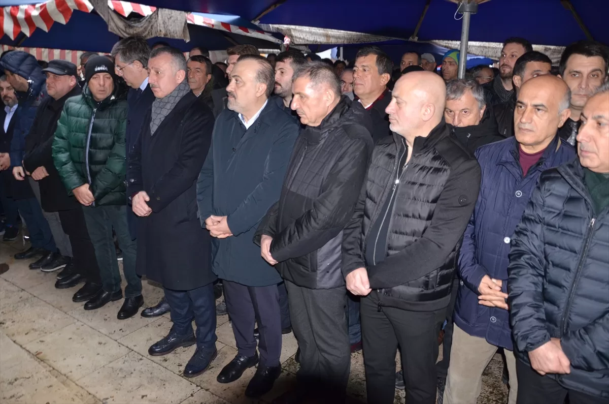 Kocaelispor Asbaşkanı Ekrem Can, son yolculuğuna uğurlandı