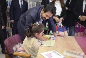 - "Yeni nesil kütüphanelerimizi sadece kitapların toplandığı bir mekan değil,