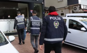 MERSİN (AA) – Mersin'de günlük kiralık ev ve kiralık araç