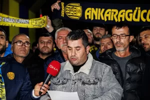 ANKARA (AA) – MKE Ankaragücü taraftarları, hakem Halil Umut Meler'e