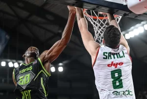 - Pınar Karşıyaka: 98 - TOFAŞ: 71