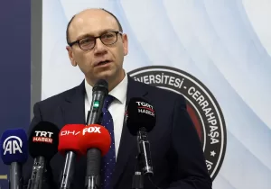 İSTANBUL (AA) – Cerrahpaşa Tıp Fakültesi Prof. Dr. Murat Dilmener