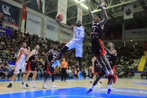 - Çağdaş Bodrumspor: 71 - Reeder Samsunspor: 83