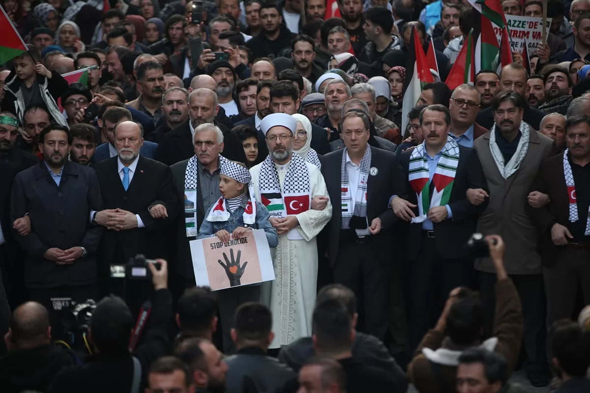 Sakarya'da “Filistin'e Özgürlük Yürüyüşü” düzenlendi