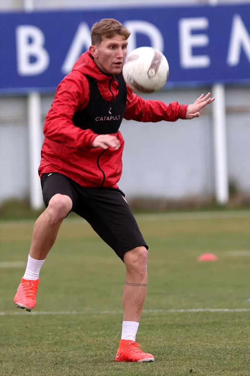 Sivassporlu futbolcu Burak Kapacak, Fenerbahçe maçında takımına güveniyor: