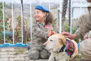 SİVAS (AA) – Sivas'ta jandarma ekipleri, 3 Aralık Dünya Engelliler