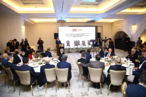 BAKÜ (AA) – Ticaret Bakanı Ömer Bolat, Türkiye ve Azerbaycan