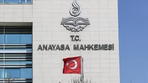- Kararda, AYM'nin verdiği ihlal kararıyla Anayasa'nın 14. maddesinin işlevsiz