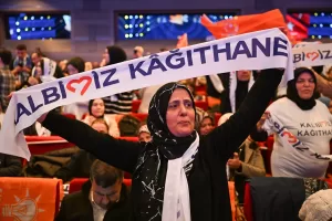- Programda, Cumhurbaşkanı ve AK Parti Genel Başkanı Erdoğan'ın, 37'si