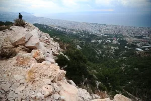 ANTALYA (AA) – Antalya'nın Alanya ilçesinde eşiyle tartışan kişinin uçuruma