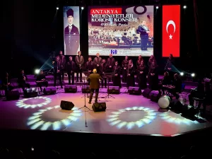 TRABZON (AA) – Antakya Medeniyetler Korosu, Trabzon'da konser verdi. Şef