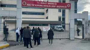 ANTALYA (AA) – Antalya'nın Kepez ilçesinde, birlikte yaşadığı kişi tarafından