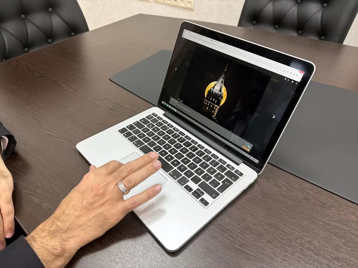 Ardahan Valisi Çiçek, AA'nın “Yılın Kareleri”ni oyladı
