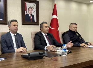 ARDAHAN (AA) – Ardahan Valisi Hayrettin Çiçek, vatandaşların huzur ve