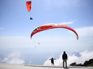 MUĞLA (AA) – Muğla'nın Fethiye ilçesindeki 1965 rakımlı Babadağ'dan yamaç