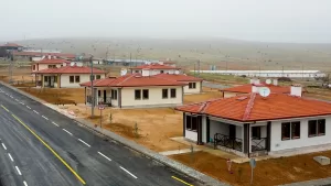 - "Malatya'da tamamladığımız konut ve iş yerlerimizi en kısa sürede