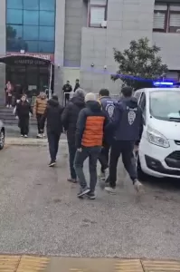 BALIKESİR (AA) – Balıkesir'de sosyal medya üzerinden kişileri hedef göstererek