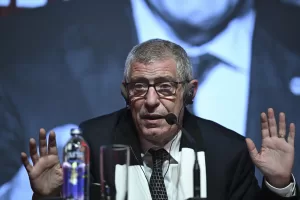 İSTANBUL (AA) – Beşiktaş, Portekizli teknik direktör Fernando Santos için