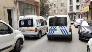 BURSA (AA) – Bursa'nın Orhangazi ilçesindeki evlerinde fenalaşmasının ardından kaldırıldığı