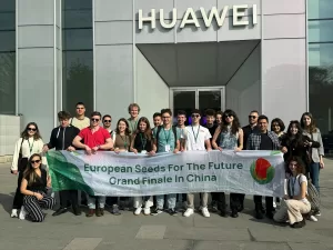 - Türk öğrenciler, programın küresel finaline, istismara uğrayan ve disleksi