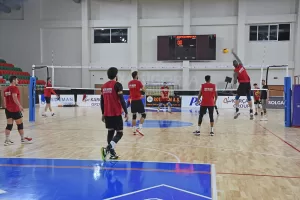 ŞIRNAK (AA) – Voleybol AXA Sigorta Efeler Ligi ekiplerinden RAMS