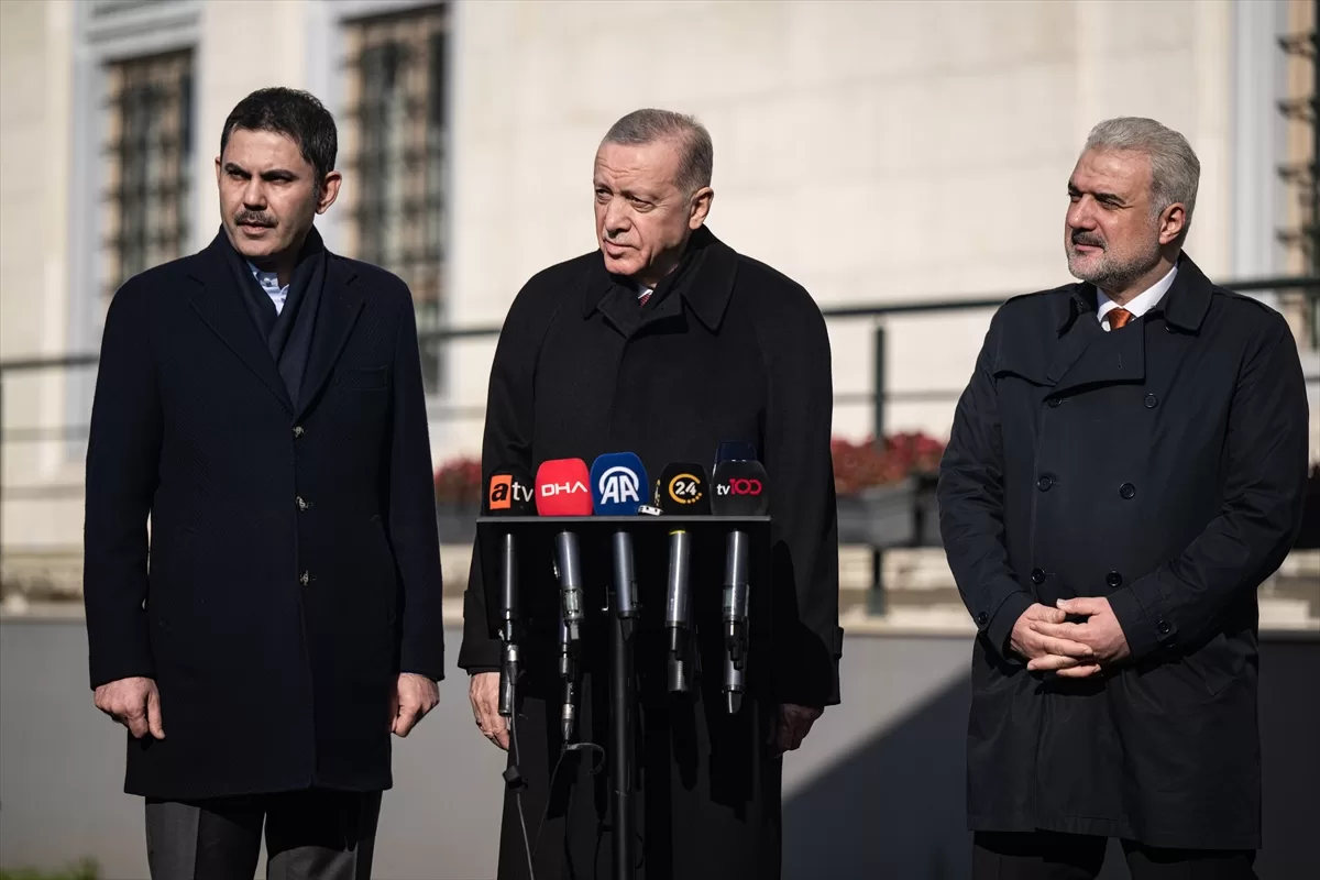 Cumhurbaşkanı Erdoğan, cuma namazını Hazreti Ali Camisi'nde kıldı