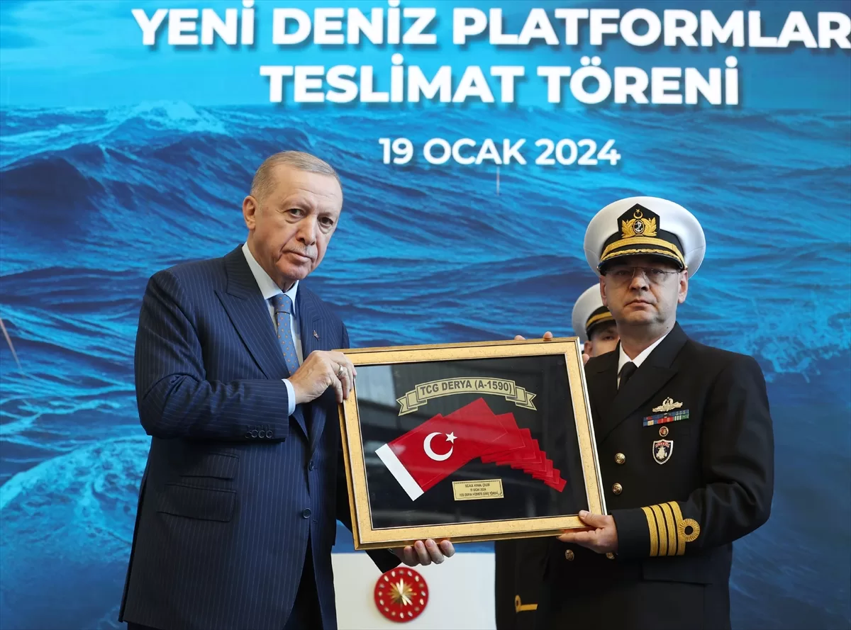 Cumhurbaşkanı Erdoğan: “Günümüzde savunma alanında güçlü ve bağımsız olamayan milletlerin istikballerine güvenle bakabilmeleri mümkün değildir.”