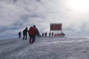 KARS (AA) – Kars'ta bir araya gelen dağcılar, Sarıkamış Harekatı'nın