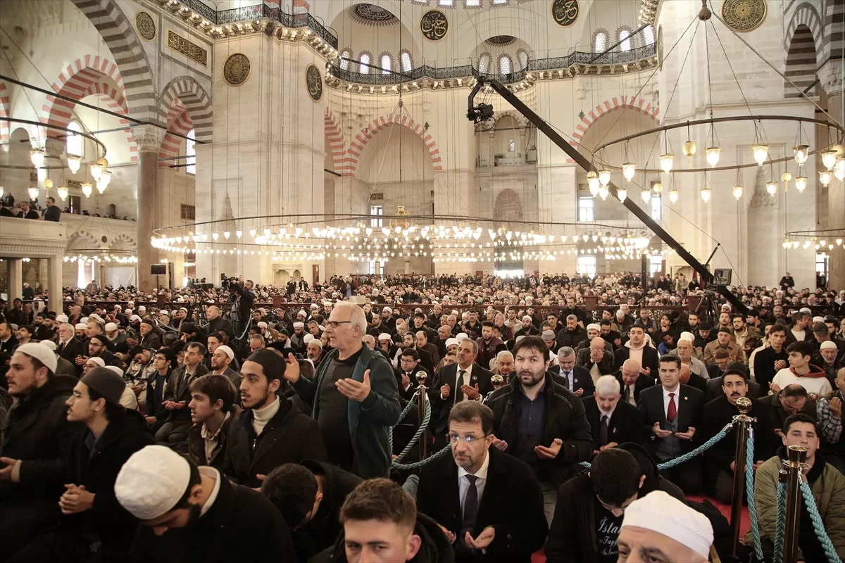 Diyanet İşleri Başkanı Erbaş Uluslararası Hadis Araştırma Takdim ve İcazet Merasimi'nde konuştu: