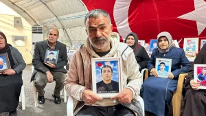 DİYARBAKIR (AA) – Diyarbakır anneleri dağa kaçırılan çocukları için HDP