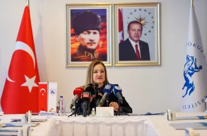 İZMİR (AA) – Dokuz Eylül Üniversitesinin (DEÜ) öğretim üyeleri ve