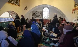 EDİRNE (AA) – Edirne'de Osmanlı'dan bu yana "1001 Hatim Duası"