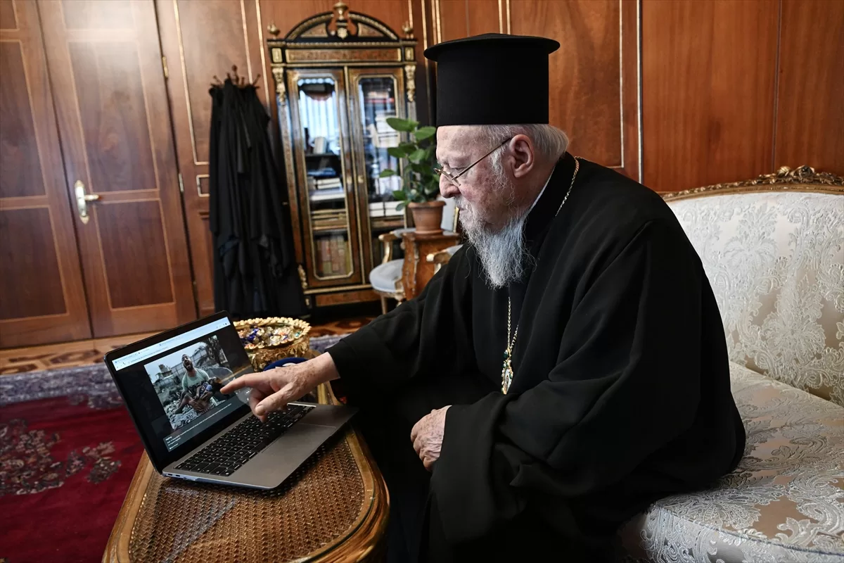 Fener Rum Patriği Bartholomeos AA'nın “Yılın Kareleri” oylamasına katıldı