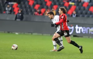 - Gaziantep FK: 1 - TÜMOSAN Konyaspor: 1 (İlk yarı)