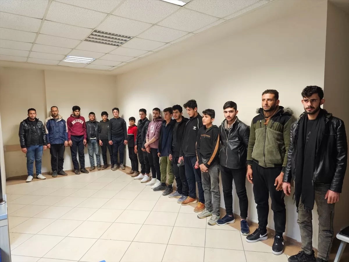 Hatay'da 16 düzensiz göçmen yakalandı