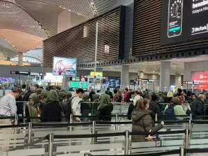 - Giriş kapılarındaki x-ray kontrol noktalarında tüm cihazlar açık tutularak