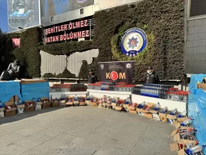 İSTANBUL (AA) – İstanbul'da düzenlenen operasyonda 10 bin 966 şişe