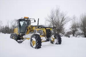 TUNCELİ (AA) – Tunceli'nin Ovacık ilçesinde kar ve tipi nedeniyle