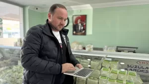 KIRKLARELİ (AA) – Kırklarelili peynir üreticileri, Anadolu Ajansının (AA) gözünden