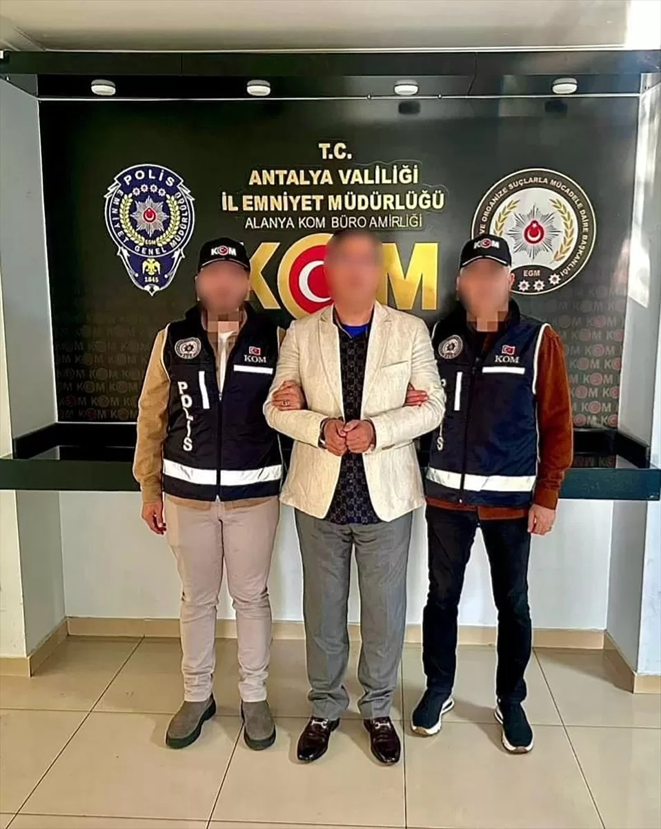 Kırmızı bültenle aranan yabancı uyruklu kişi Alanya'da yakalandı