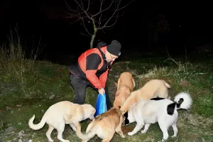 KOCAELİ (AA) – Kocaeli'de bir grup sanayi esnafı, soğuk havalarda