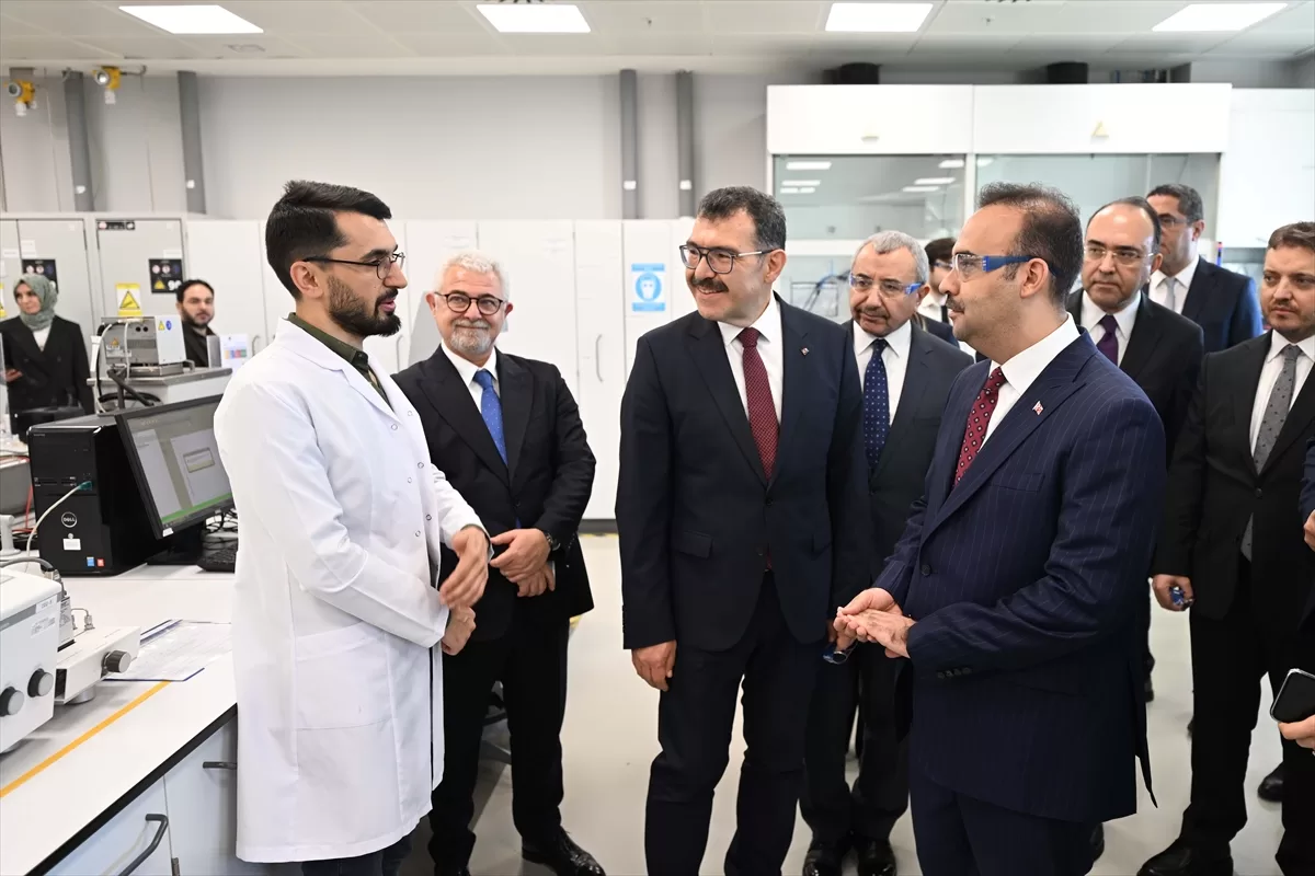 İSTANBUL (AA) – Sanayi ve Teknoloji Bakanı Mehmet Fatih Kacır,