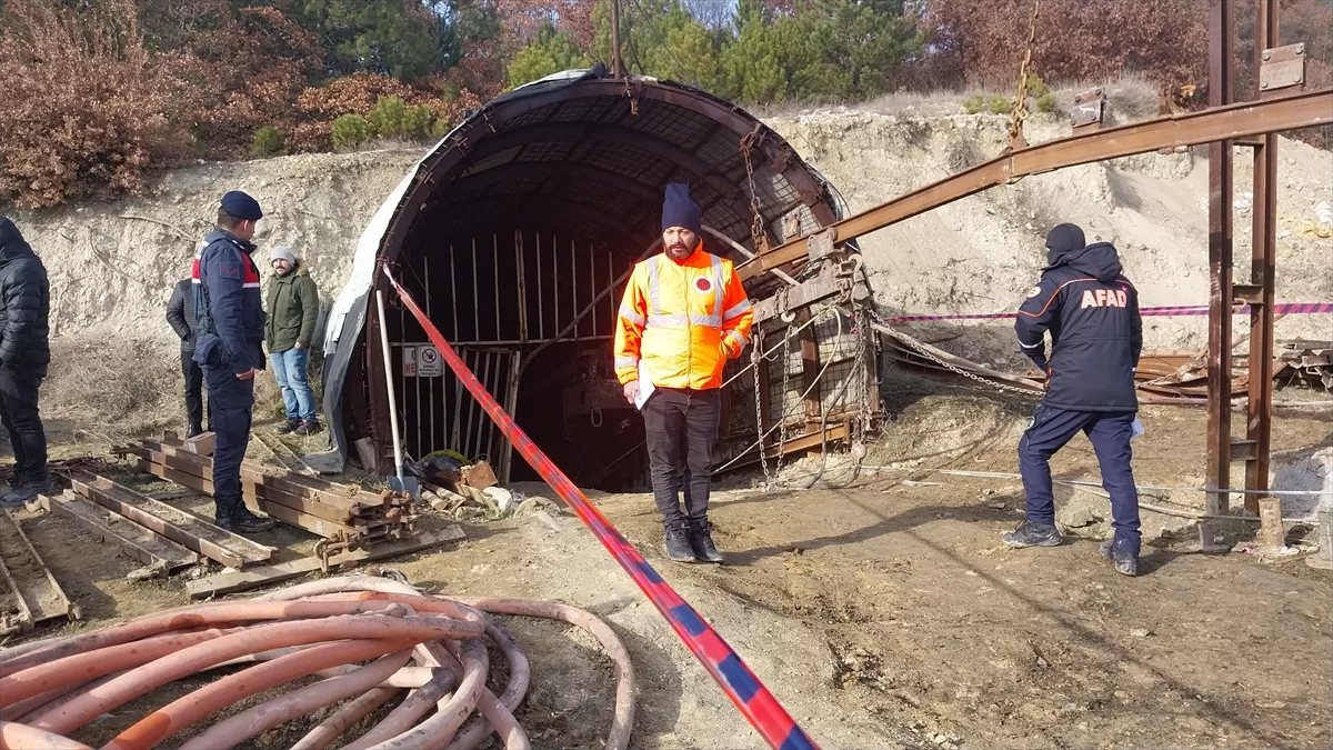 Kütahya'da göçük meydana gelen maden ocağında 1 işçi mahsur kaldı