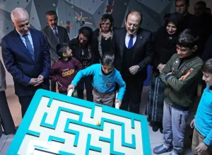 MERSİN (AA) – Mersin'in merkez Akdeniz ilçesinde, öğrencilere günlük hayat