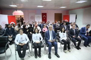 MUŞ (AA) – Muş Valisi Avni Çakır ve hazırladıkları projenin