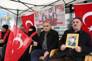 MUŞ (AA) – Muş'ta çocuklarının, terör örgütü PKK tarafından dağa