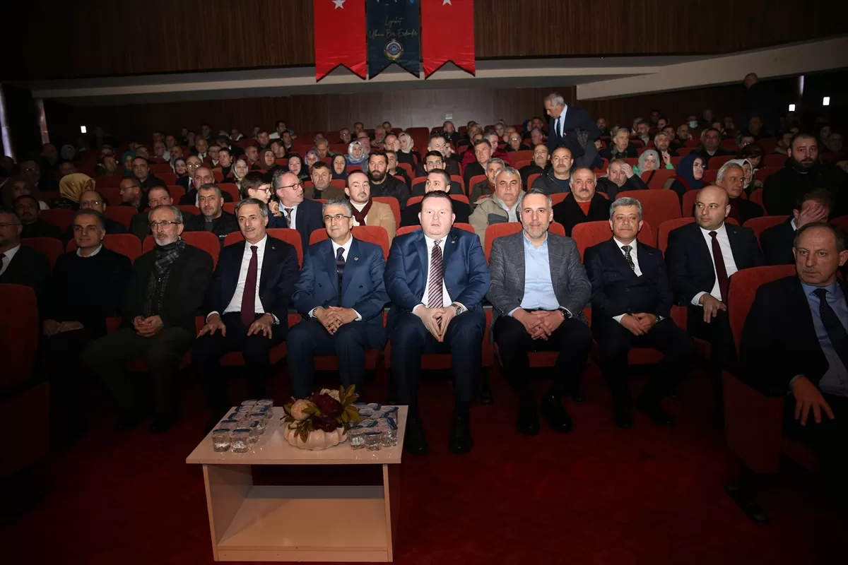 Sakarya'da “İstiklalden İstikbale Türk ve Türkiye Yüzyılı” paneli düzenlendi