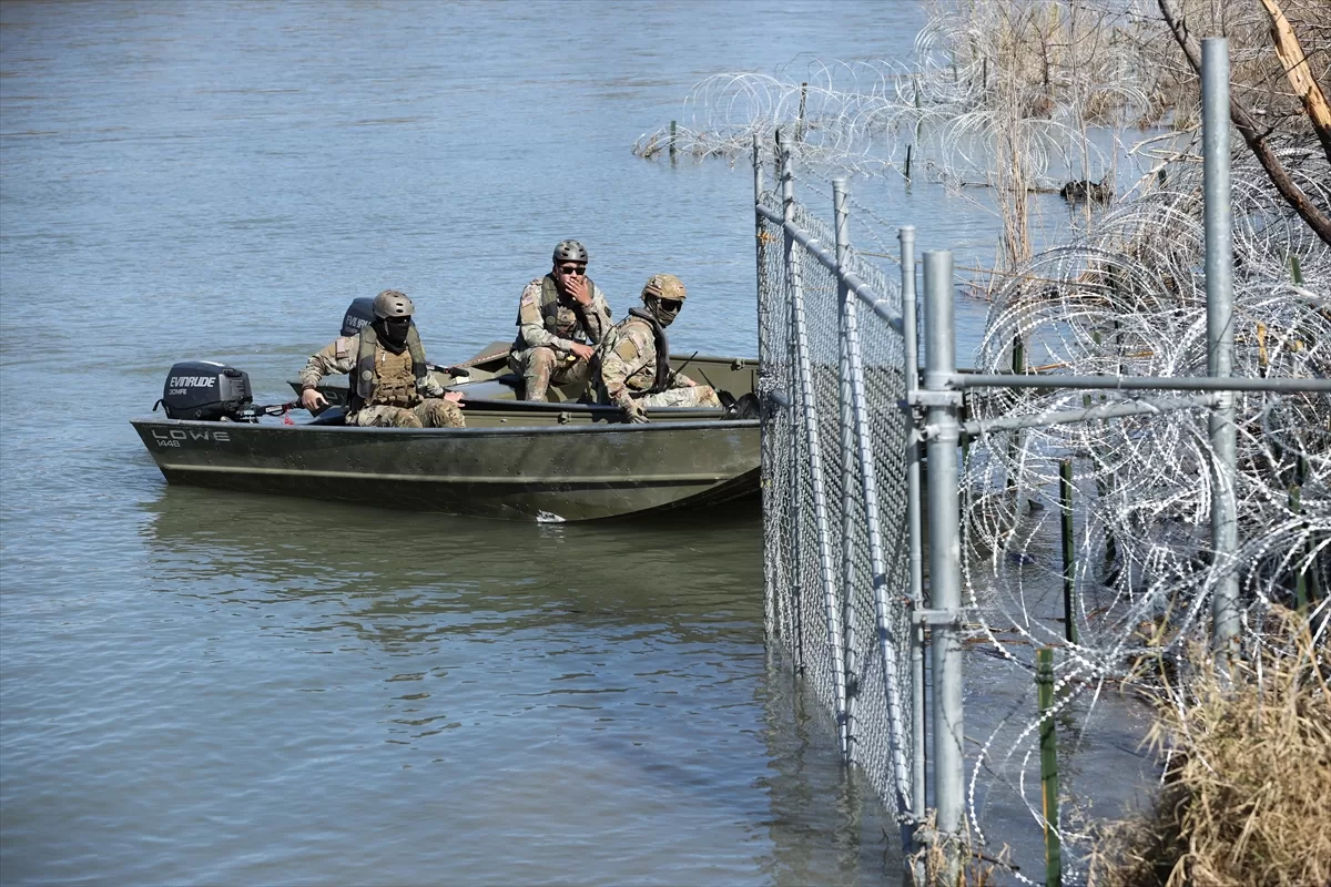 Sınır yetkisini ABD hükümetiyle paylaşmayan Texas'ta ulusal muhafızlar bu hafta da görev başında