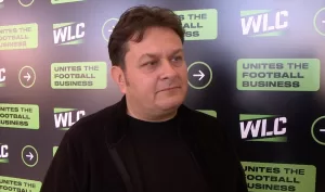 ANTALYA (AA) – Çeşitli ülkelerden spor profesyonellerini buluşturan Winter League